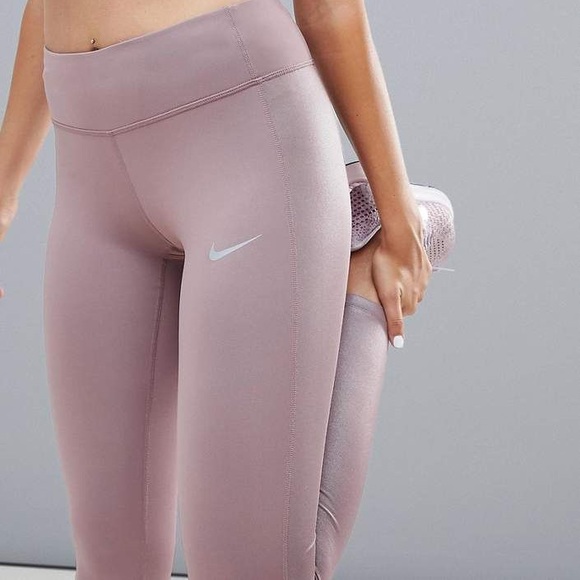 LIKE NEW Nike Running Workout Leggings - Picture 2 of 6